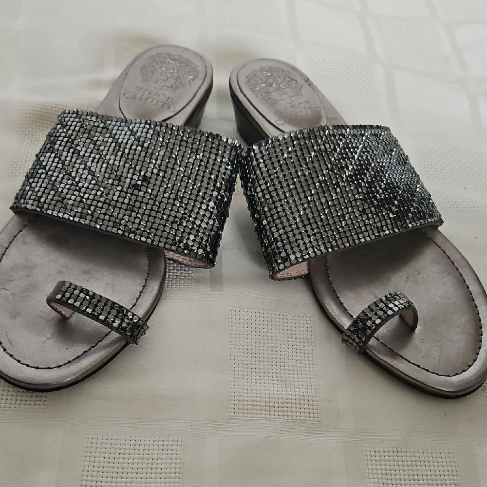 Elegant Silver Slide Sandals - Picture 14 of 16